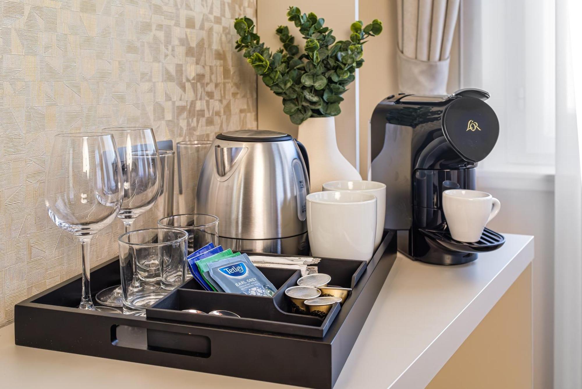 Hotel Maestro By Adrez Prague Ngoại thất bức ảnh
