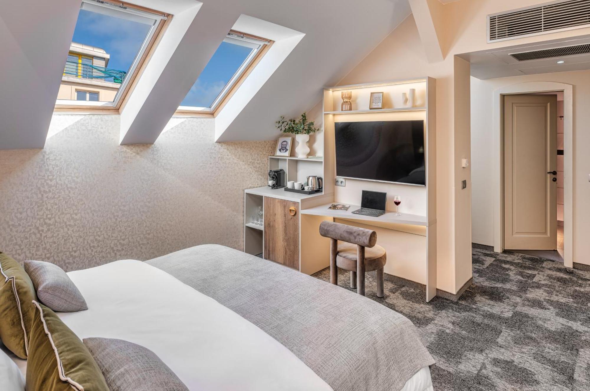 Hotel Maestro By Adrez Prague Ngoại thất bức ảnh