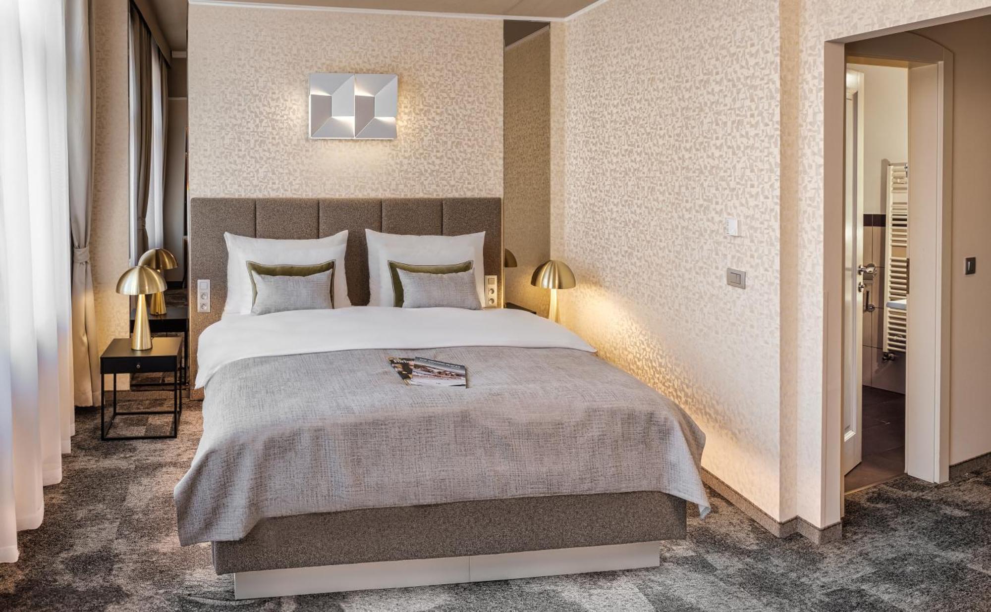 Hotel Maestro By Adrez Prague Ngoại thất bức ảnh