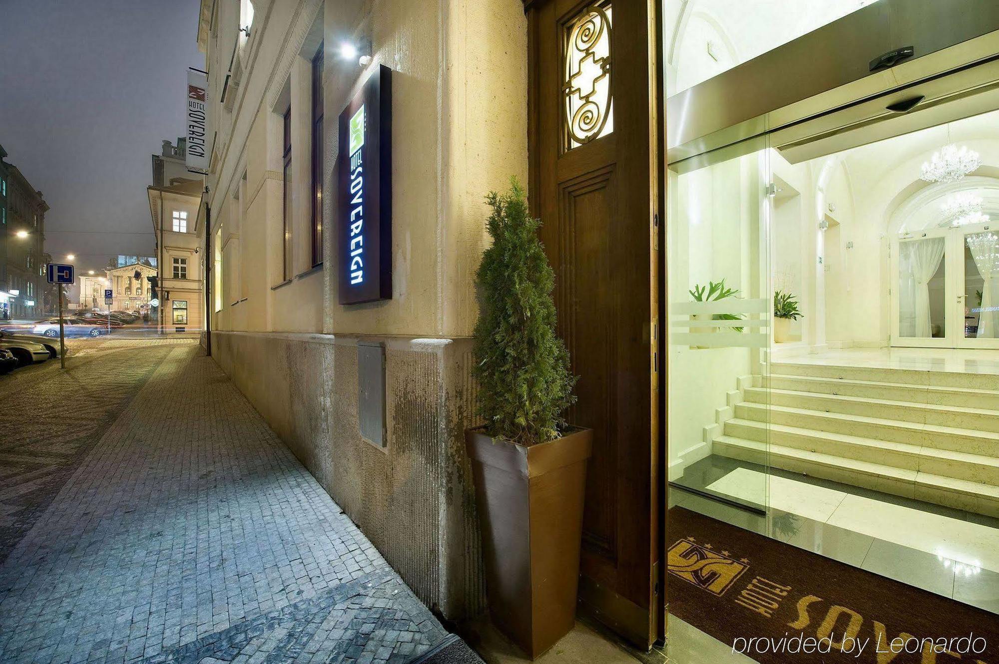Hotel Maestro By Adrez Prague Ngoại thất bức ảnh